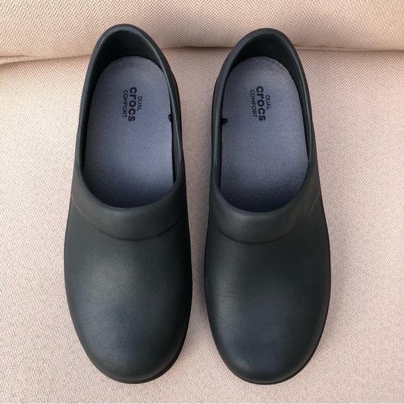 Crocs Women’s Neria Pro II slip-resistant Work Black Clocg 9 - Picture 3 of 11